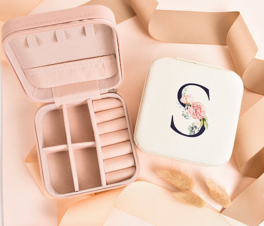 Personalized Bridesmaid Gifts Unique Monogram Gifts for Her Personalized Gifts for Women Jewelry Box Monogrammed Gift Ideas Maid Of Honor