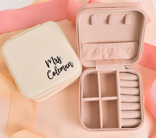 Bridesmaid Jewelry Box, Bridesmaid Proposal Personalized Jewelry Storage, Jewelry Travel Case, Travel Jewelry Case Jewelry Box Gift For Her