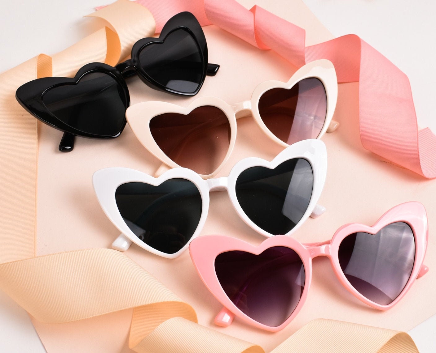 Amazon.com: Kyra Kids Girls Heart Sunglasses with Bow Cute Heart Shaped  Sunglasses for Girls : Clothing, Shoes & Jewelry