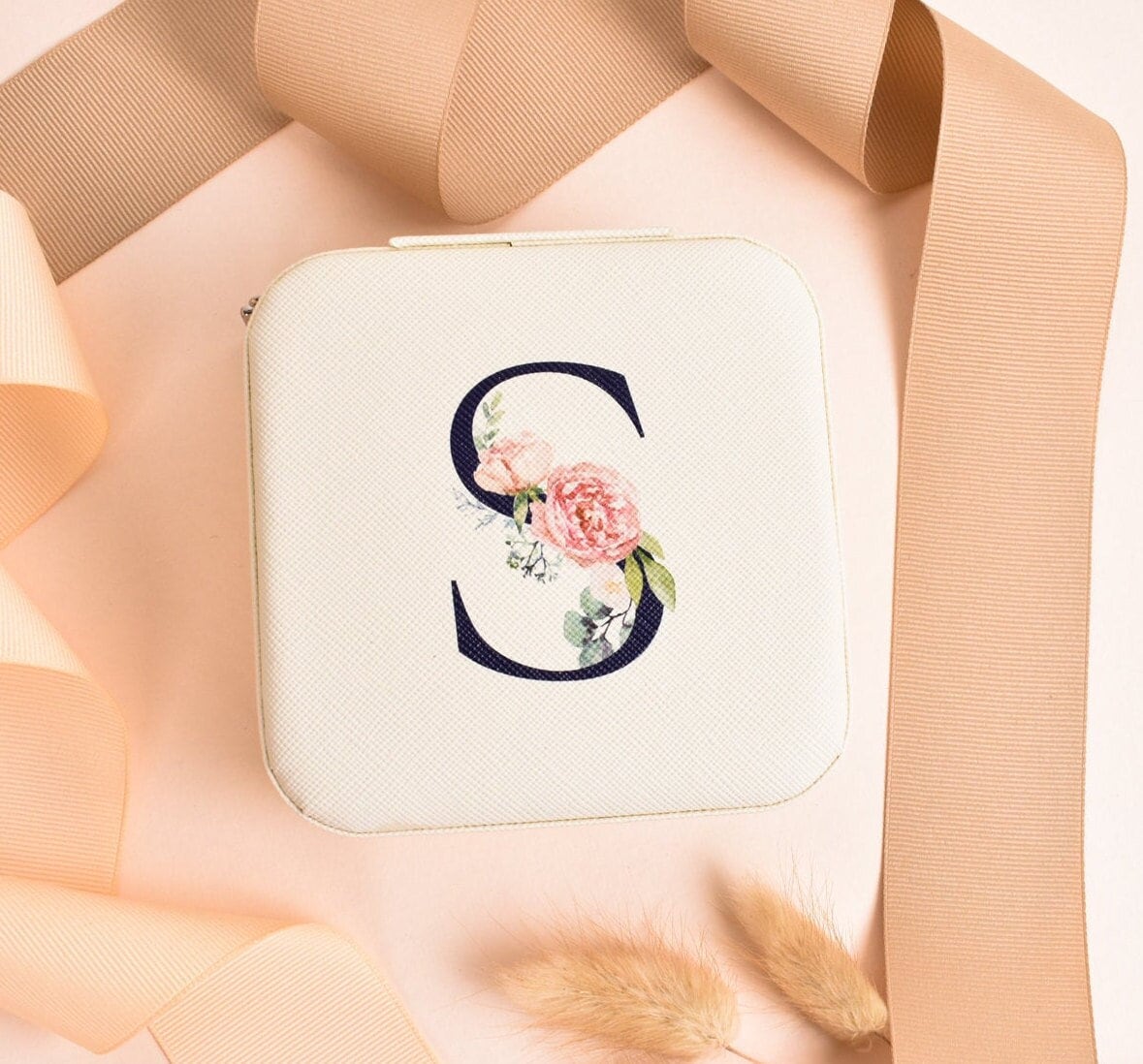 Personalized Bridesmaid Gifts Unique Monogram Gifts for Her Personalized Gifts for Women Jewelry Box Monogrammed Gift Ideas Maid Of Honor